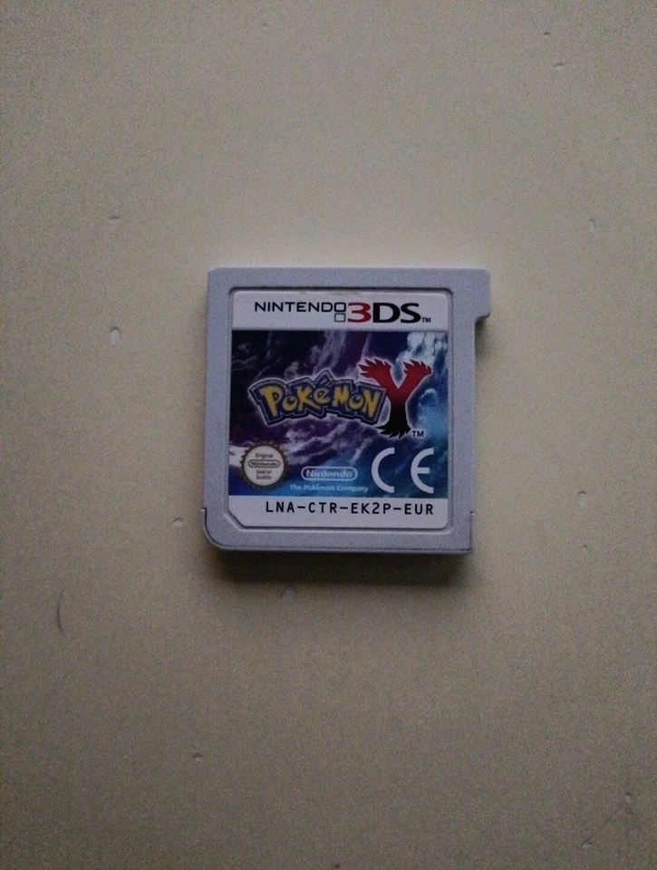 Pokémon Y (Nintendo 3DS, 2013) COMPLETO, foto 1 di 2