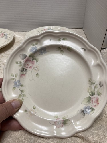 Set of 4 Vintage Pfaltzgraff Tea Rose Salad Dessert Plates 7.25 Made in USA - Picture 8 of 22