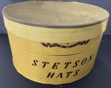 Empty Vintage Oval Stetson Hat Storage Box 14-3/4" x 13-1/2" x 7" Tall