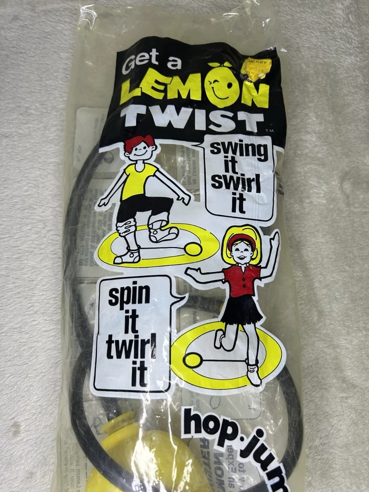 Juguete de Colección 1975 Chemtoy Limón Twist Hop Saltar Tobillo - Nuevo Paquete Abierto Foto 3 de 4