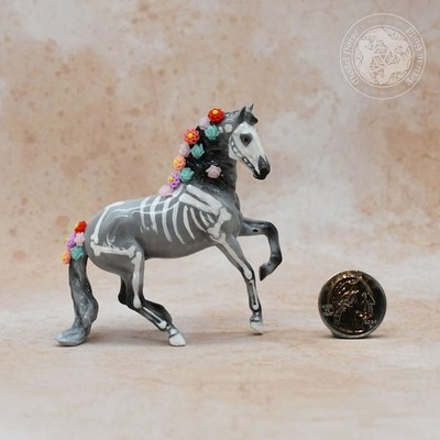 Custom Grey Alborozo - Glossy w / Roses & Skeleton - SM Breyer Horse - 1:32