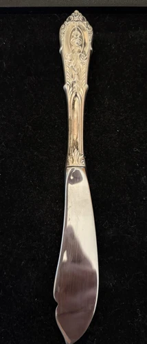 Vintage Wallace Sterling Silver Handle "Rose Point" 6-1/2" Master Butter Knife