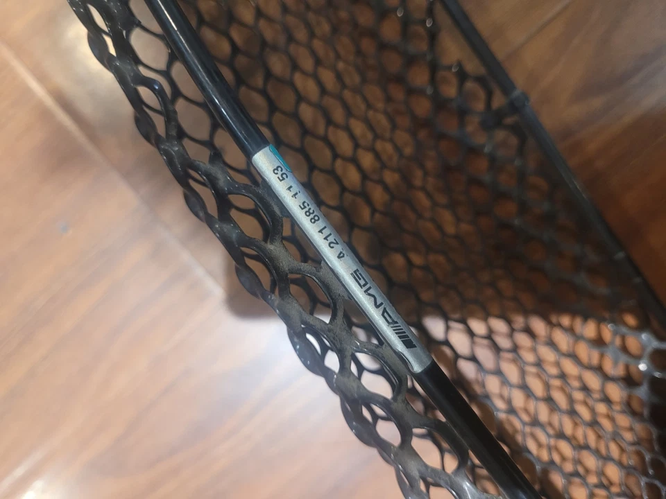 03-06 Mercedes W211 E320 E350 E55 AMG Sport parachoques delantero rejilla central de malla OEM Foto 3 de 4