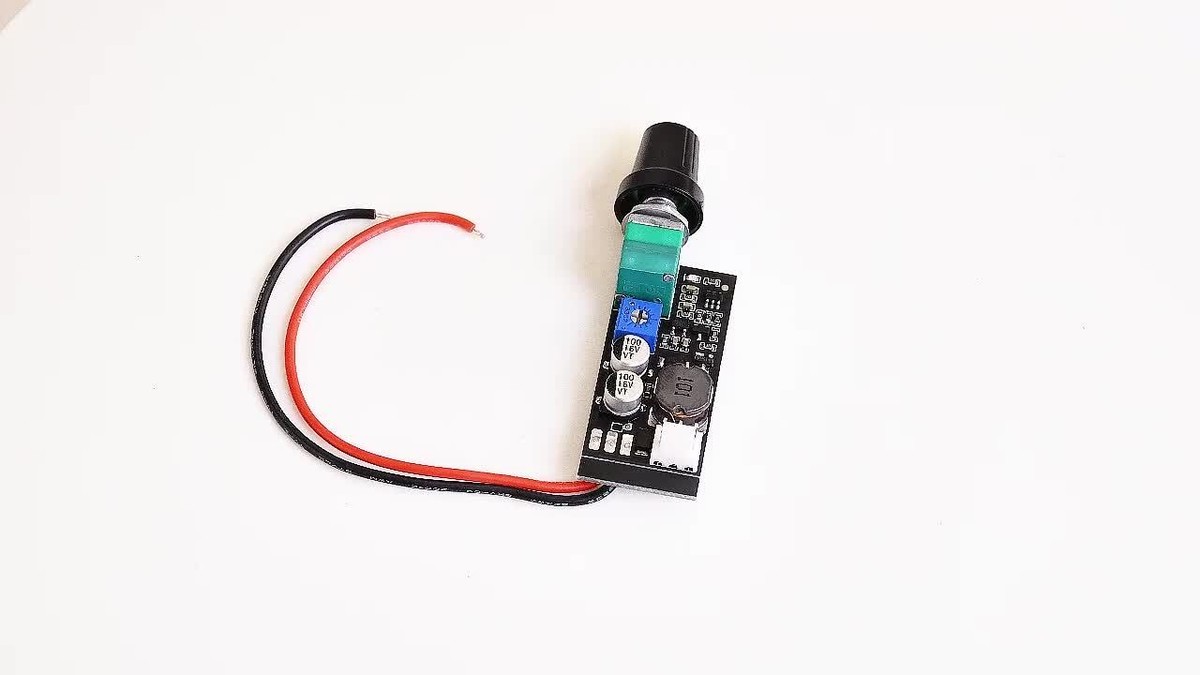 RUIZHI 2-Pin PWM Lüftersteuerung 12V – USB 5V Au Produktbild-Vorschau 2