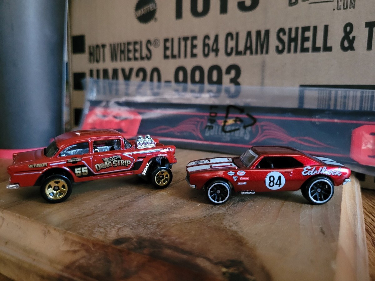 HOT WHEELS VINTAGE RACING CLUB '67 CAMARO 