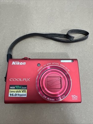 Synergy Digital 8GB SDHC Memory Card - Class 4 For Nikon Coolpix S200 & Other Digital Cameras