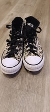 Converse Juniors Animal Print Size 4 High Tops All Star Sneakers Unisex