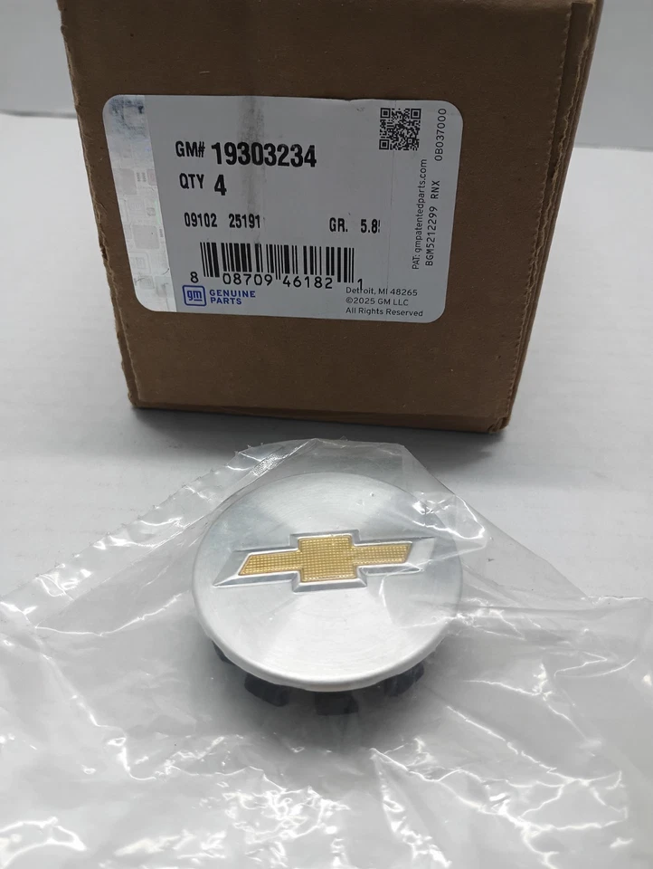 Chevrolet Cruze LT Sonic RS tampa central de roda gravata borboleta dourada nova OEM 19303234 - Imagem 2 de 2