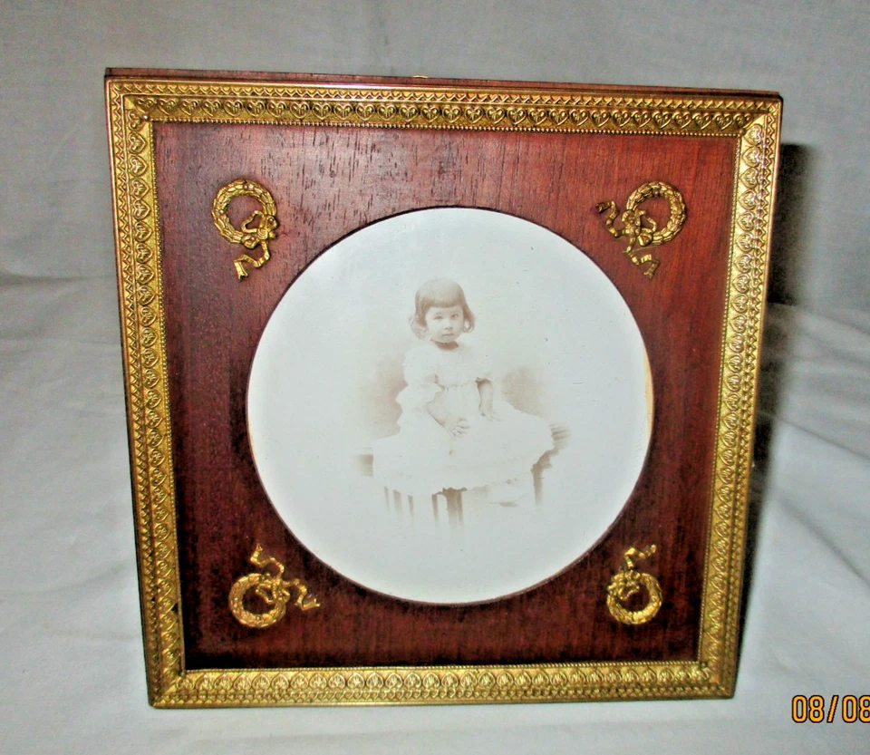 Cadre porte-photo en laiton dore et placage acajou decor nœud Louis XVI - 19eme - Photo 4/4