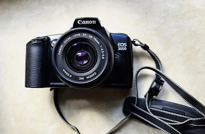 Canon EOS 3000  - Bild 1 von 4