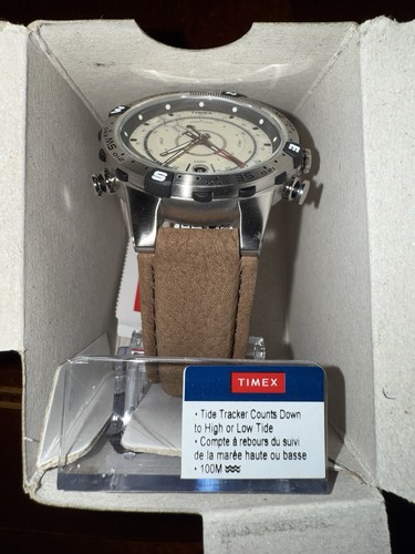 Timex - T2N721 - Quartz Compass Tide Temperature Silver Case Brown Strap - Watch - Afbeelding 3 van 9