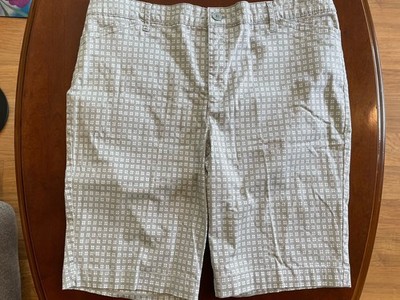 Gloria Vanderbilt Khaki Unltd Shorts Size 14 Grey Graphic Design Chino