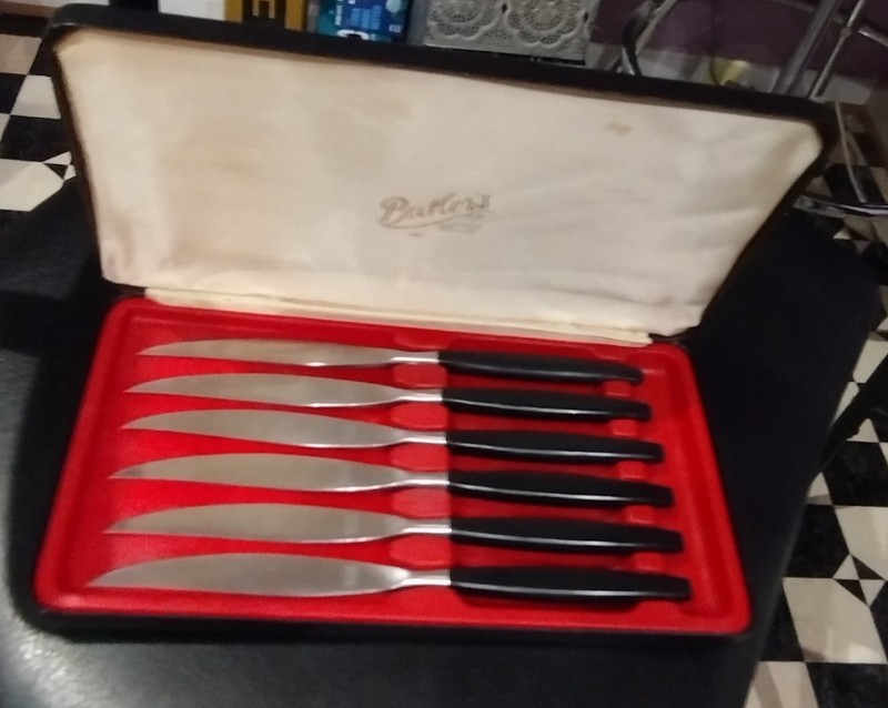 GEORGE BUTLER & CO BLACK/SS  STEAK KNIFE SET IN BOX 6Pc ENGLAND NICE L@@k@this!!