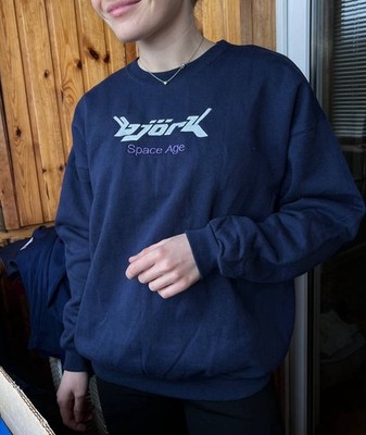 Vintage 90 s Bjork Space Age Logo Sweatshirt Crewneck  Y2K Woman s Size L USA