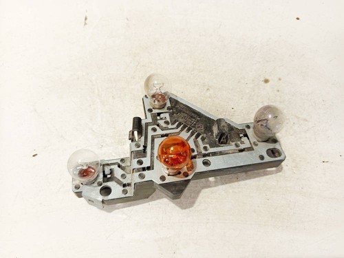 63216249509 Lampenträger Rücklicht Rückleuchte innen Heckklapp DE2483089-31