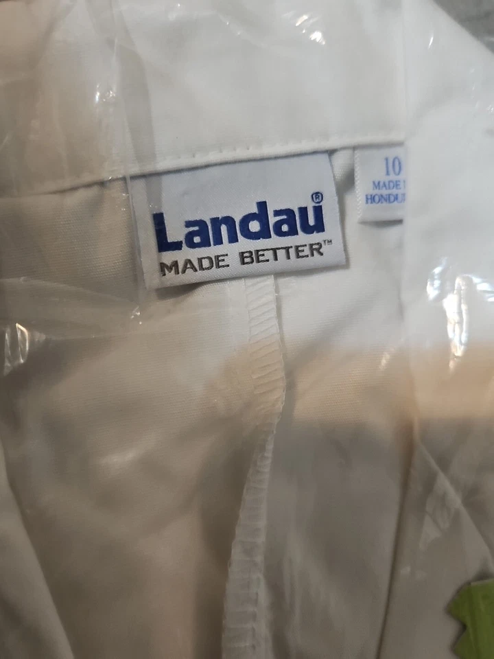 New Landau Lab  Coat Pharmacy Women's White Jacket size 10 Consultation Medical - Image 4 of 4