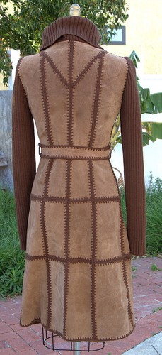 Gabardina de mujer vintage larga marrón gamuza y ganchillo cuello tortuga M - Imagen 6 de 15