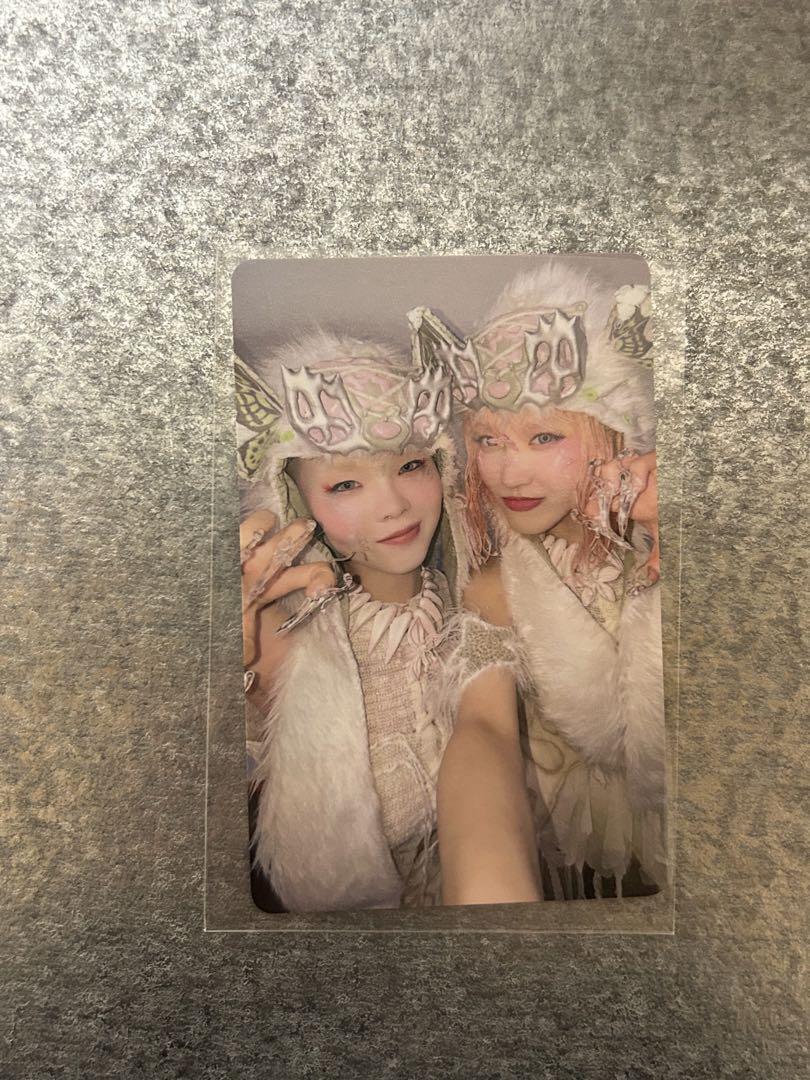 XG AWE Pair Photocard COCONA CHISA - Limited Edition - Used XG AWE Pair Photocard COCONA CHISA - Limited Edition - Used