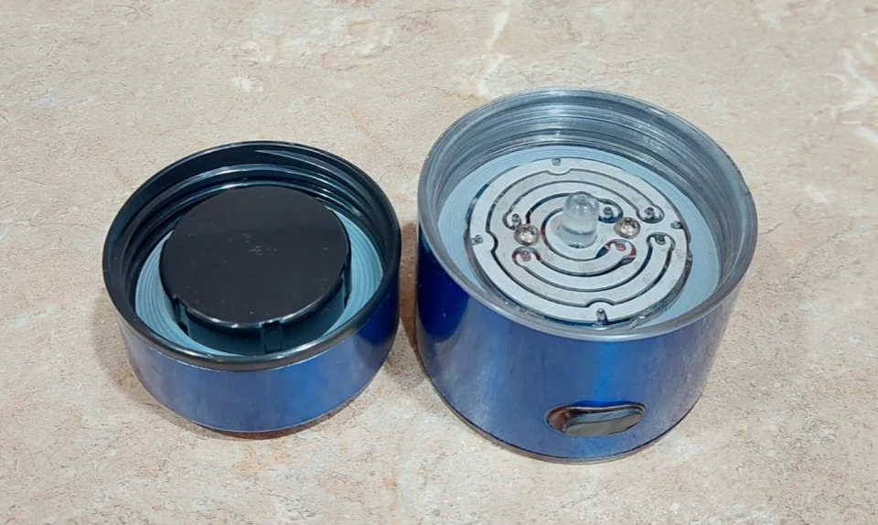 Botella hidráulica Cook’s Companion H2 generador de agua azul * SOLO BASE Y TAPA * Foto 2 de 2