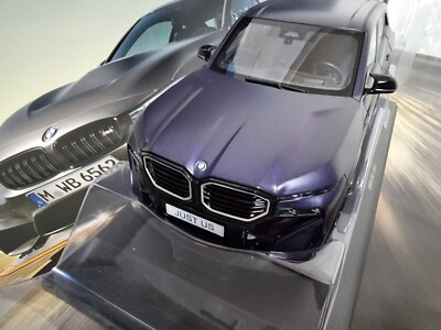 NEW MINICHAMPS BMW XM KITH DEALER EDITION FROZEN TECHNO VIOLET 1