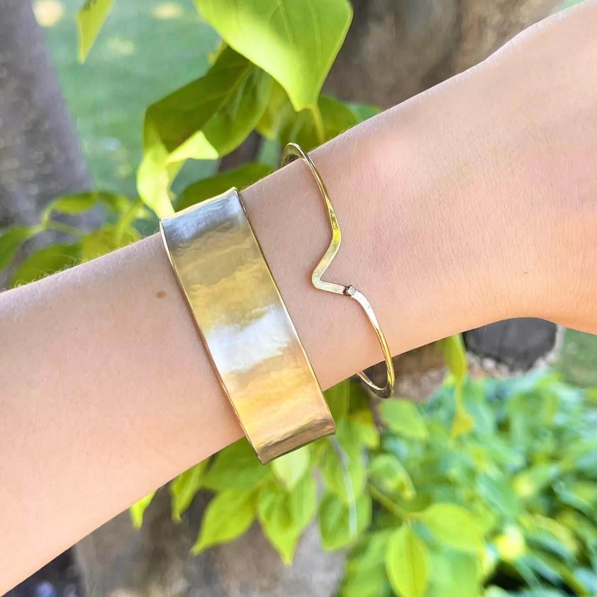 gold bracelet cuff