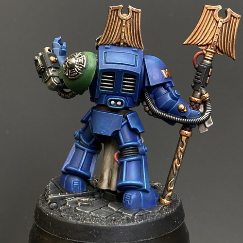 Warhammer 40K Librarian in Terminator Armour Ultramarines LA107 Fully Painted HQ - Picture 4 of 4