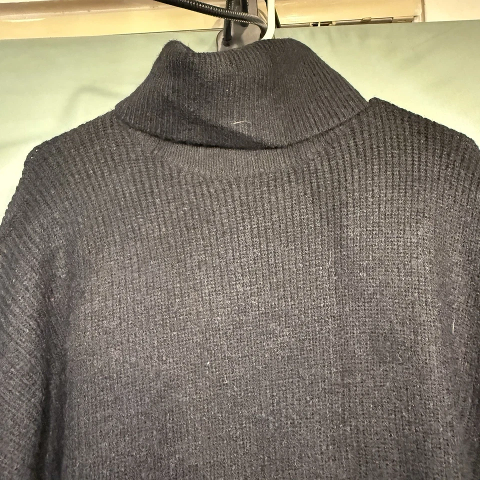Top tejido Forever 21 Ambiance elástico manga larga negro liso cuello alto talla M Foto 3 de 4