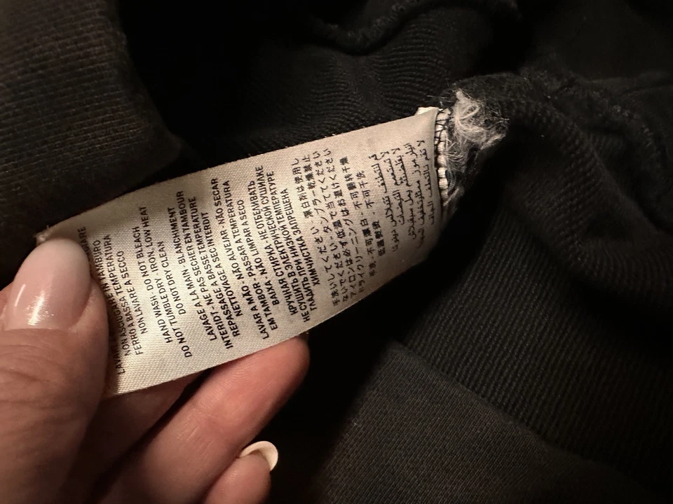 GUCCI “What Are We Going To Do With All This Future?”Hoodie S Made in Italy - Image 4 of 4