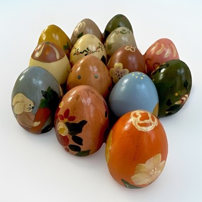 Folk Art Eastern Europe Easter Eggs Hand Painted 14 Set