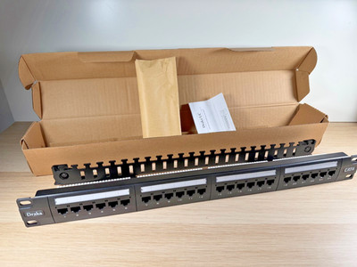 DRAKA UC NETWORK Patchpanel Cat6 UTP 24-Port 1HE 19'' schwarz 180 110/LSA