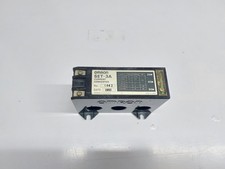 Lotto Di 2 Convertitori Di Corrente Omron Set-3A