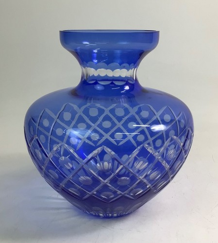Vintage Bohemian Blue Cut-to-Clear Glass Vase - Czech? - Lead Crystal Vase - Picture 18 of 20