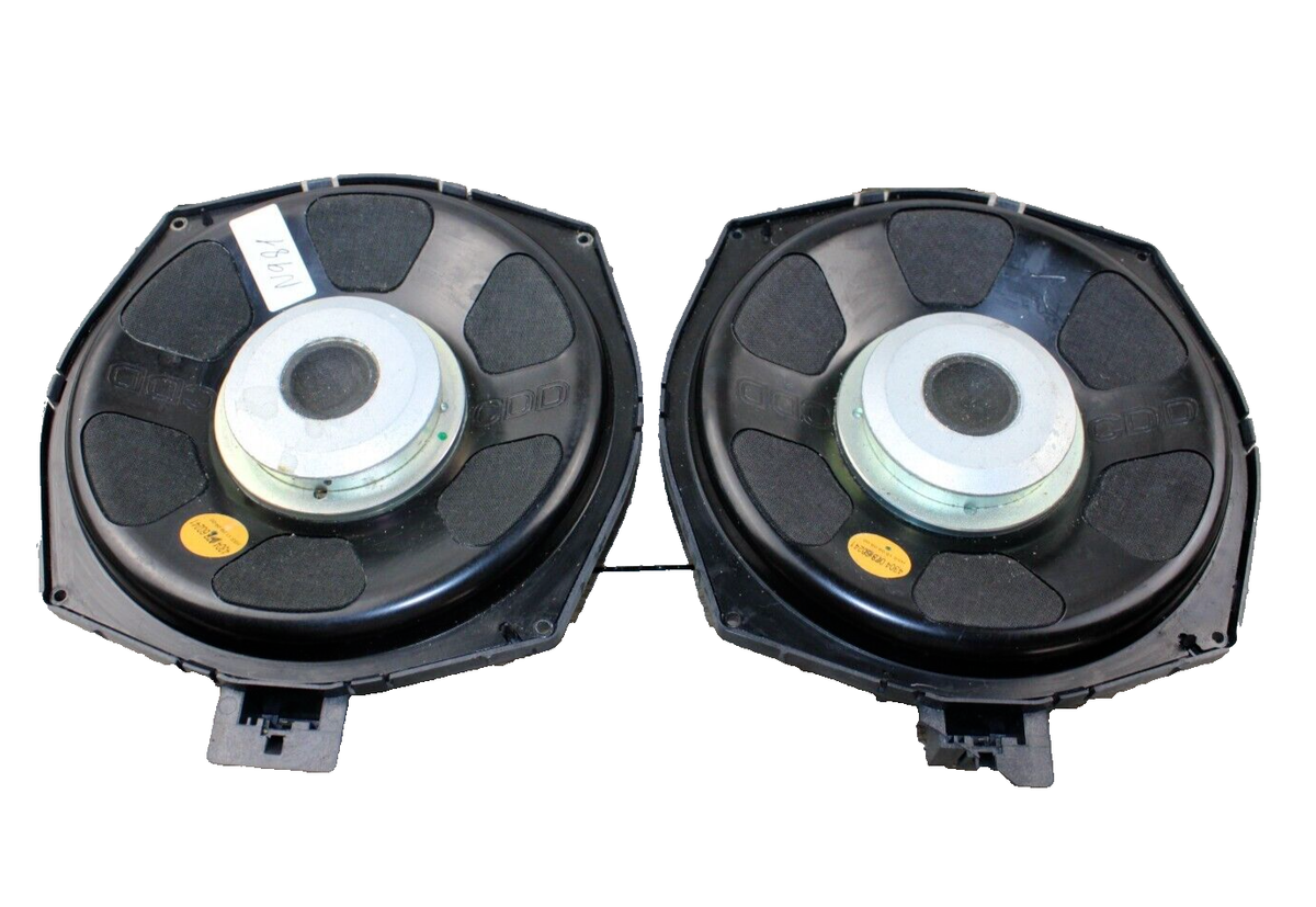  F01 750i 後期 純正触媒 N63B44B 2009-2015 BMW F01 F02 750i 750Li Logic 7 Left Floor Subwoofer