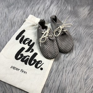 black hard bottom shoes for babies