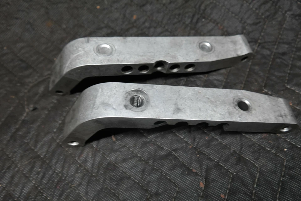 Polaris RMK Assault 800 155 2011 soportes de motor correas 5137374 5137183 Foto 2 de 4