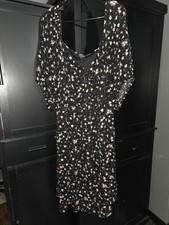 Torrid Black Floral Midi Length Dress Short Sleeve Size 4. Great Condition.