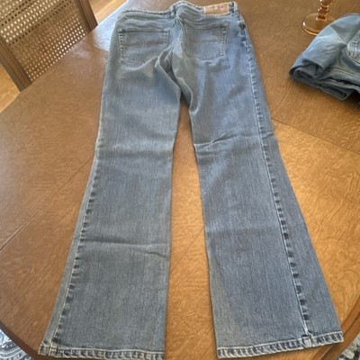 Express Precision Fit Women's Flare Jeans Size 7/8R Blue Light Wash Mid Rise