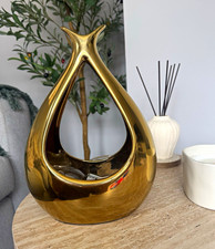 Gold Ceramic Teardrop Table Lamp, Modern Abstract Open Centre, Corded