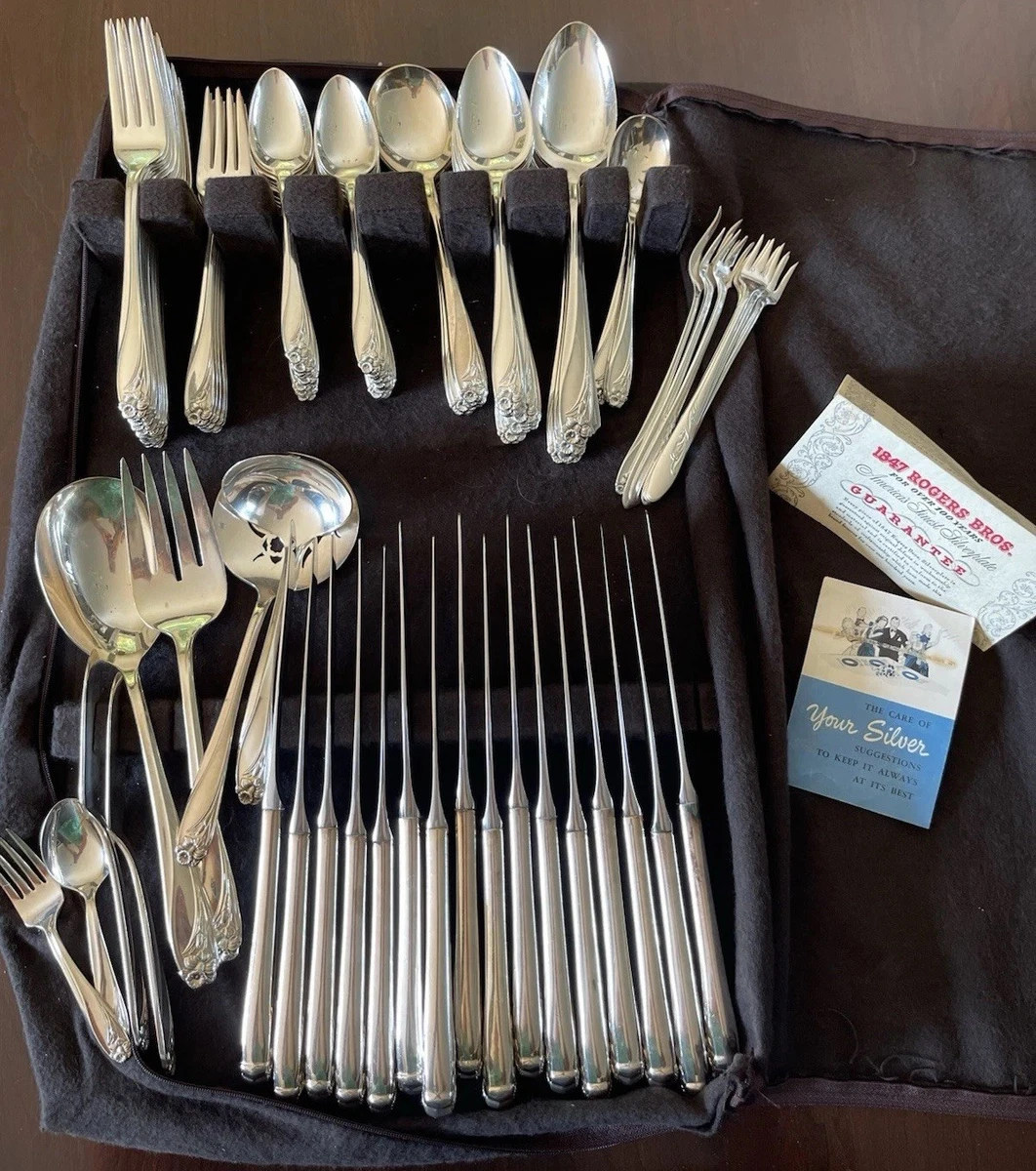 Wm. Rogers & Son 1900-1940 Flatware-Set Antique US Silver-Plated