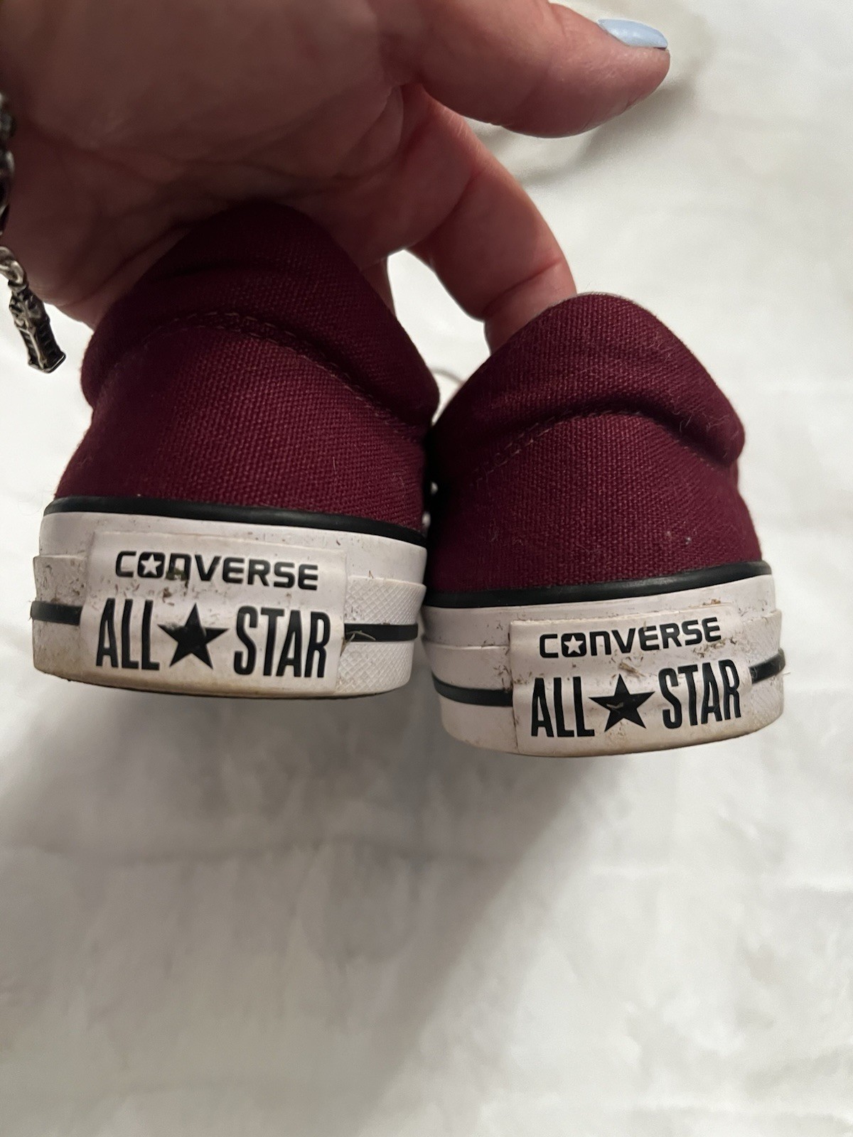 Converse Chuck Taylor All Star Burgundy Low Top Women's Canvas Sneakers size 7 thumbnail 2