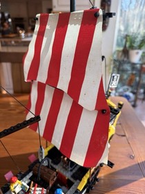 LEGO Pirates: Black Seas Barracuda (6285) See Description 100% Complete