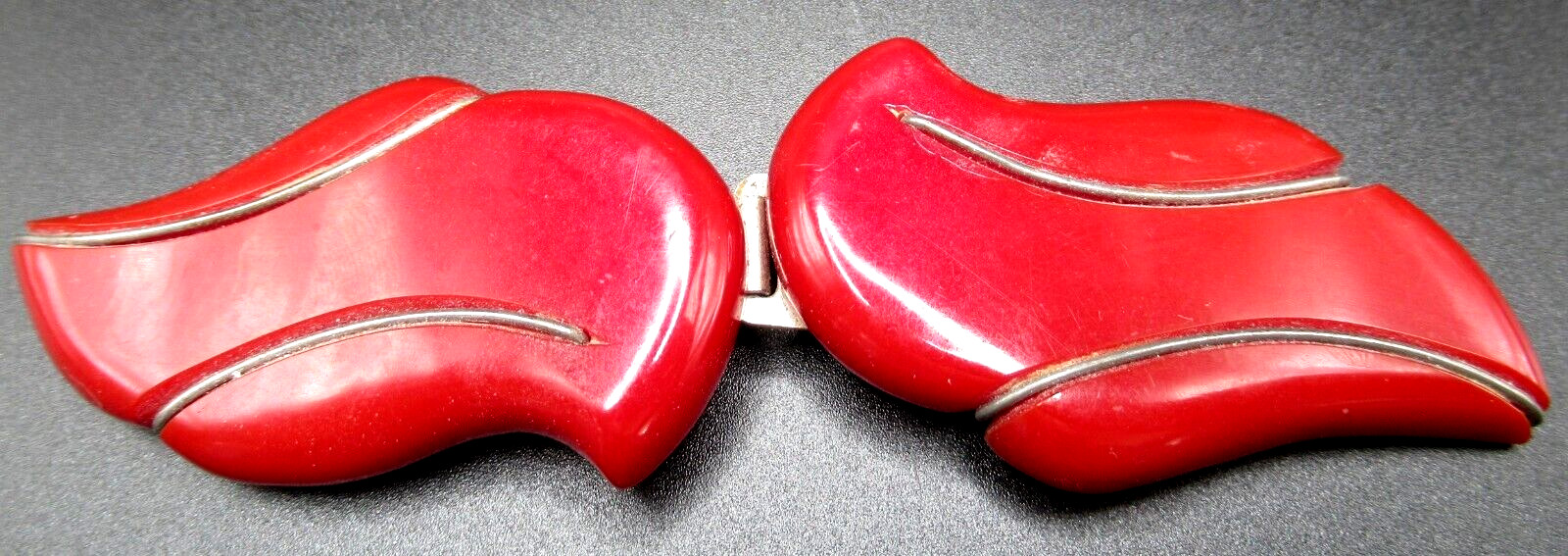 Art Deco Red BAKELITE W/ Metal Vintage Belt Buckle