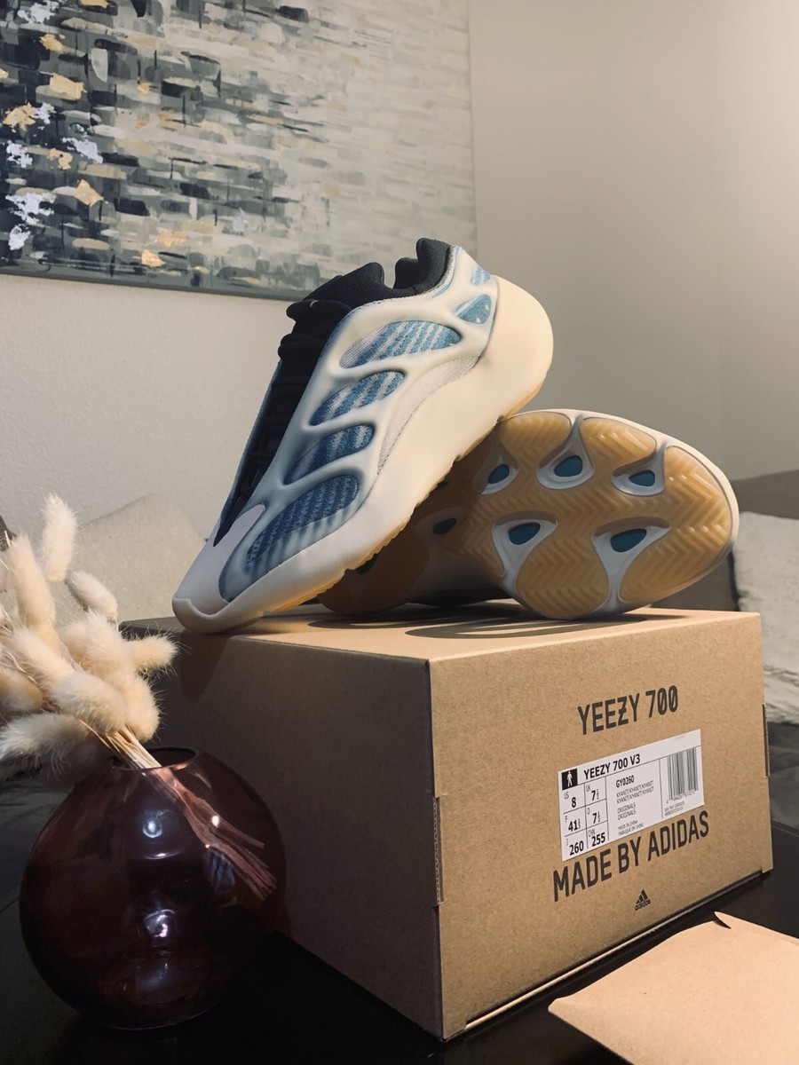 yeezy 700 v3 kyanite prix