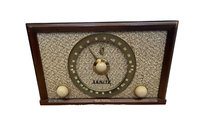 Vintage ZENITH High Fidelity AM/FM Tube Radio Wood Cabinet