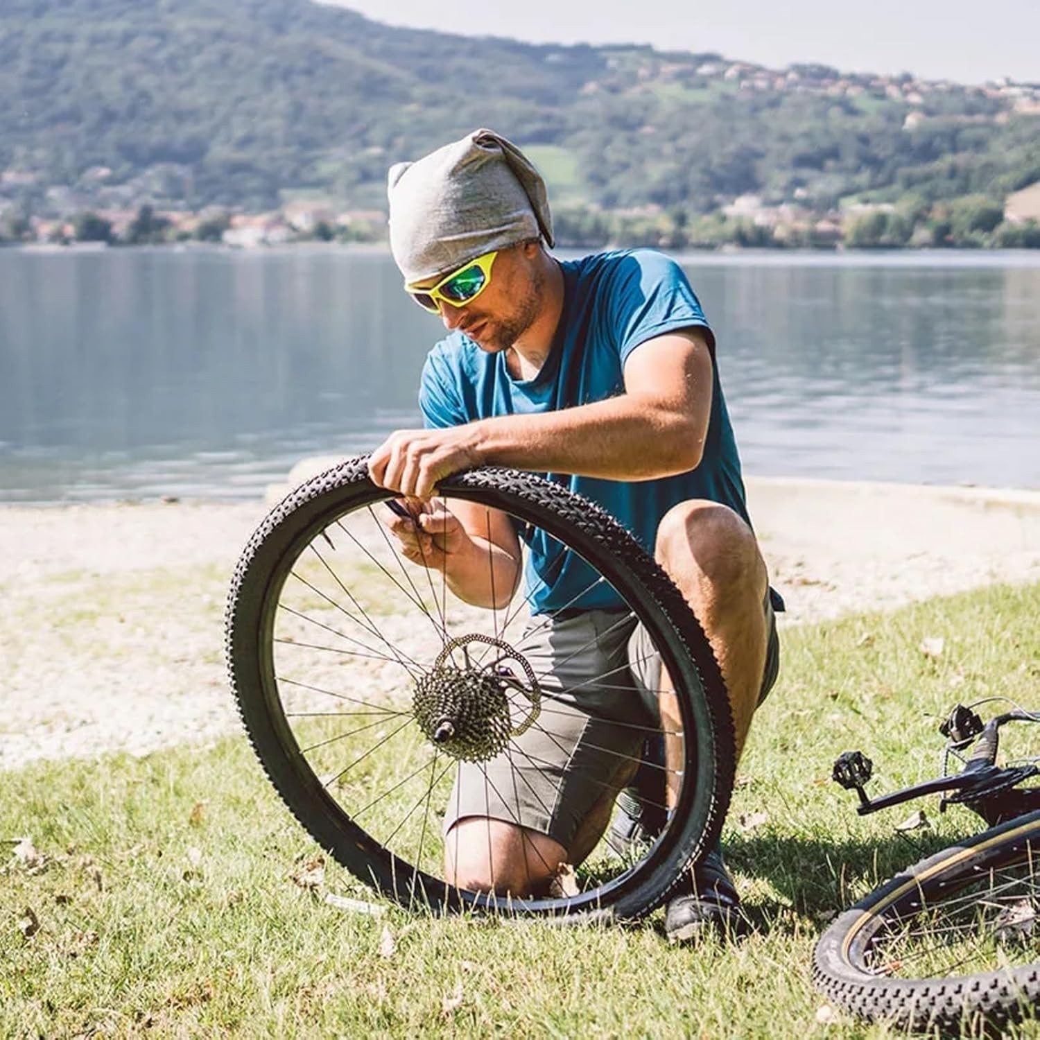 2x KIT RIPARAZIONE FORATURA RAPIDA TENUTA ISTANTANEA E GONFIAGGIO PNEUMATICI BICI FIX 200ML foto 3