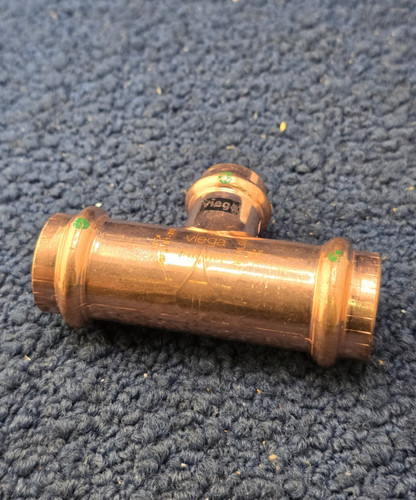 (QTY 5) Viega 61-372 3/4" x 3/4" x 1/2" ProPress Copper Tee Fittings P x P x P