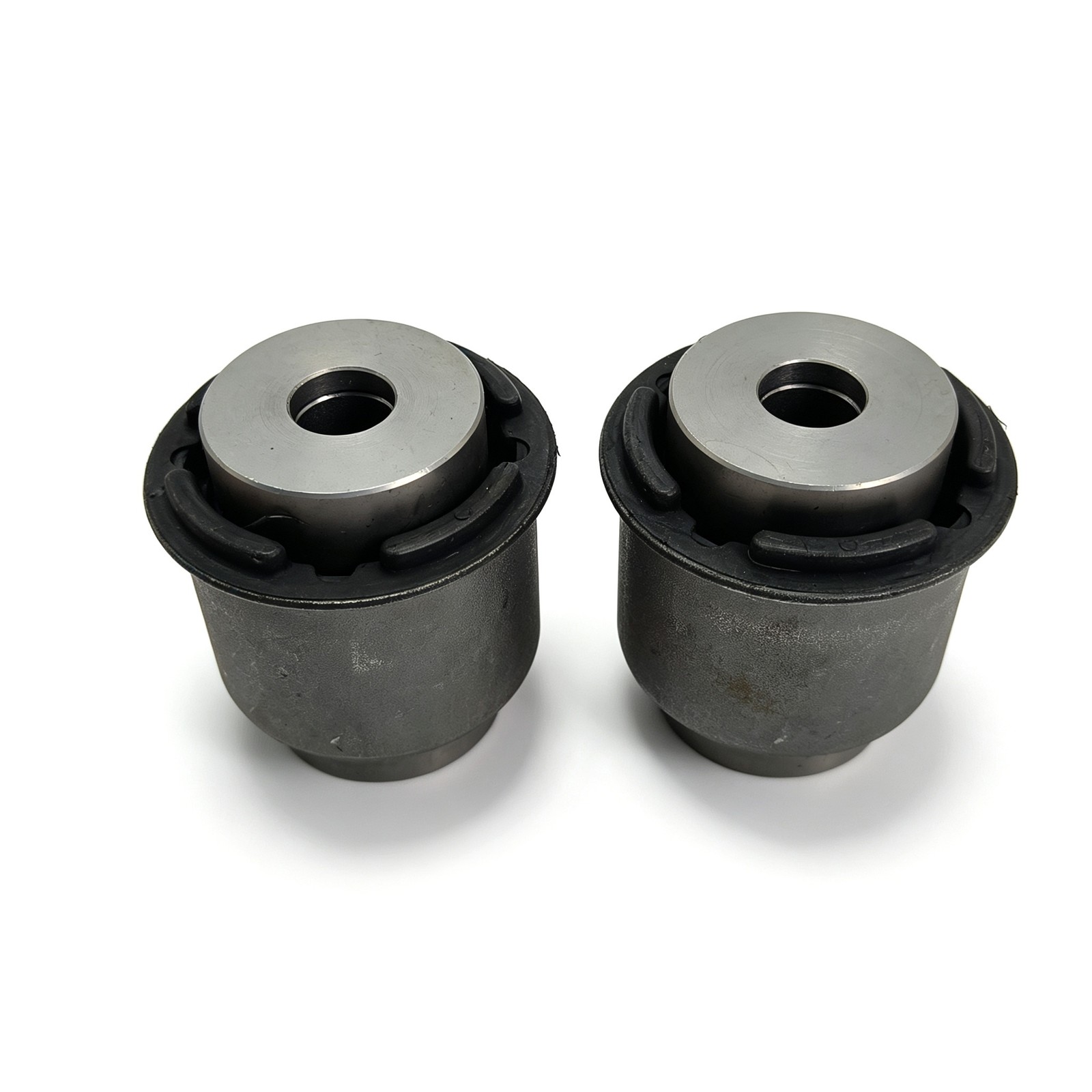 Maserati Levante 2017 Front Lower Control arm bushings 4 pcs P/N 670031992