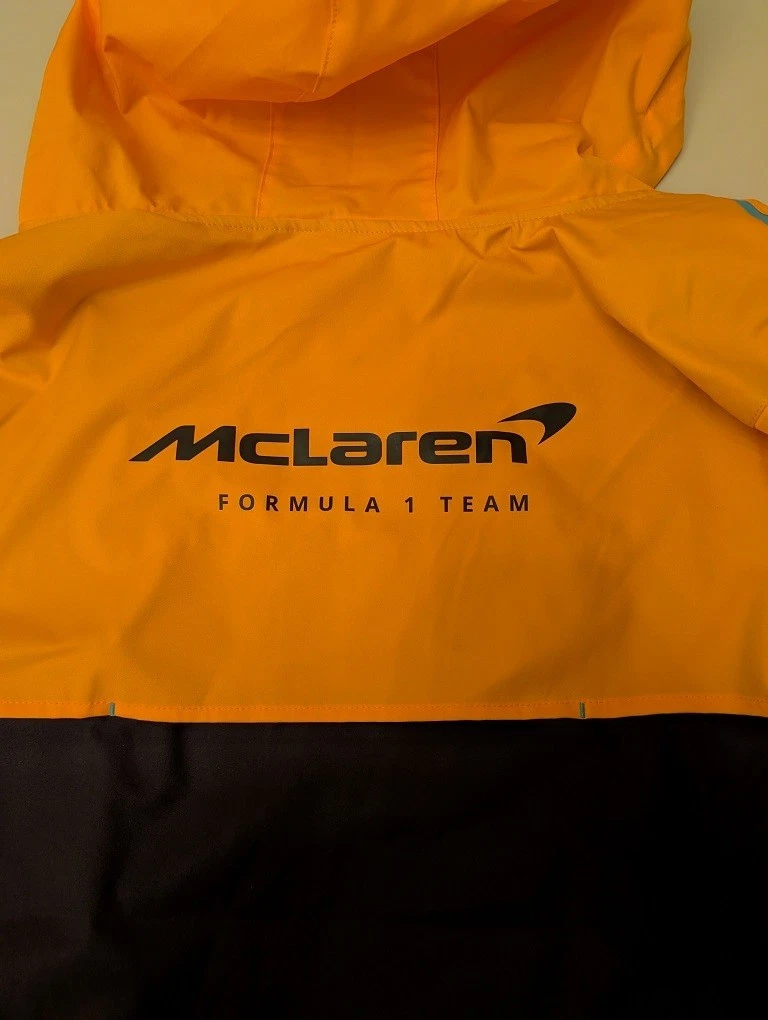 McLaren F1 Men's 2023 Team Water Resistant Jacket XL
Opens in a new window or tab