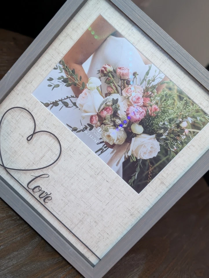 Marco de fotos de boda de madera gris rústico decoración de corazón de amor 5x7 foto regalo Foto 3 de 4
