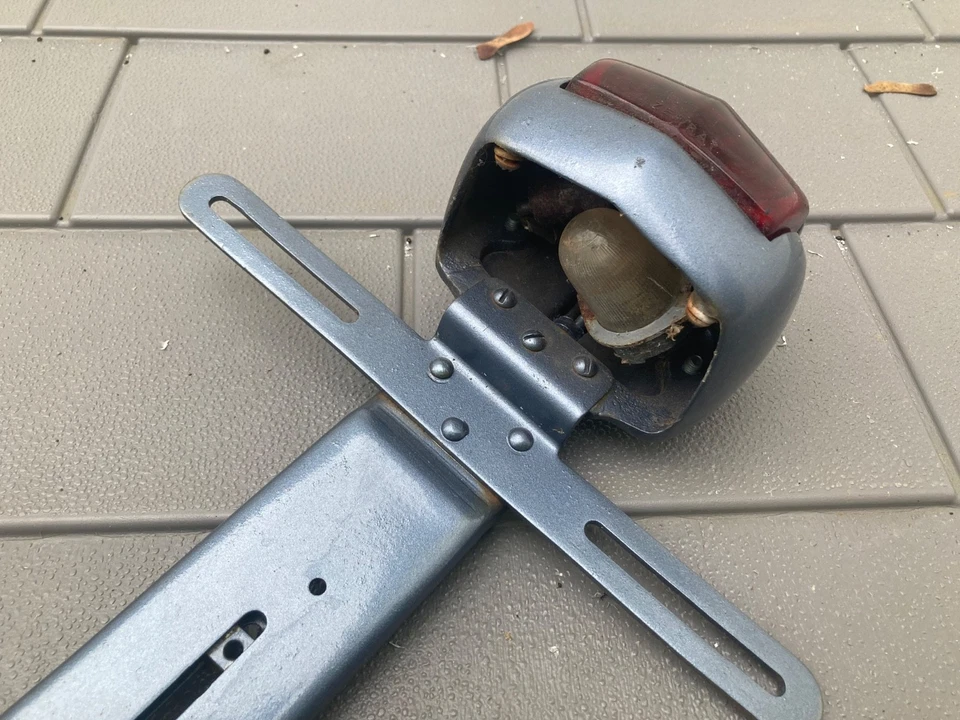 Lincoln Continental 1941 soporte de matrícula luz Foto 2 de 4